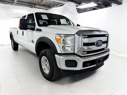 Used 2014 Ford F250 XLT AWD/4WD image 6