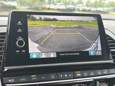 Certified 2026 Honda Odyssey EX-L image 14