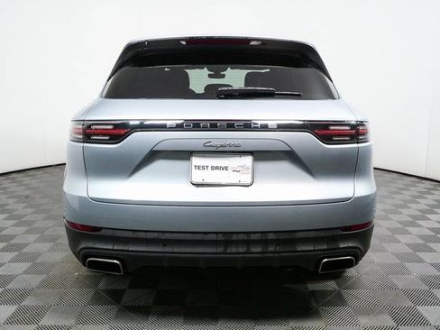 Certified 2023 Porsche Cayenne w/ Premium Package AWD/4WD image 31