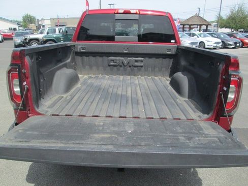 Used 2018 GMC Sierra 1500 SLT AWD/4WD image 7