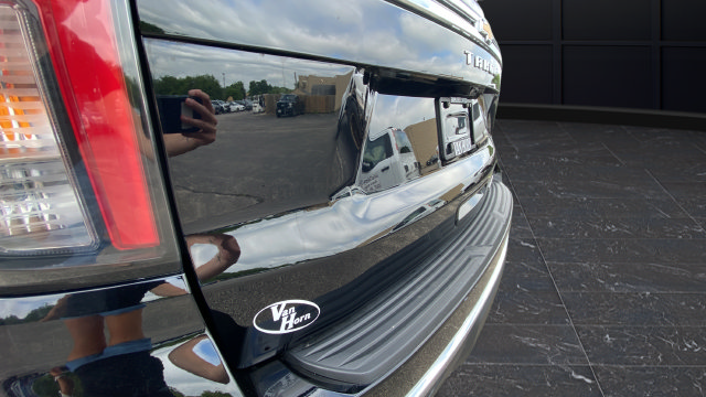 Used 2024 Chevrolet Tahoe Premier AWD/4WD image 34