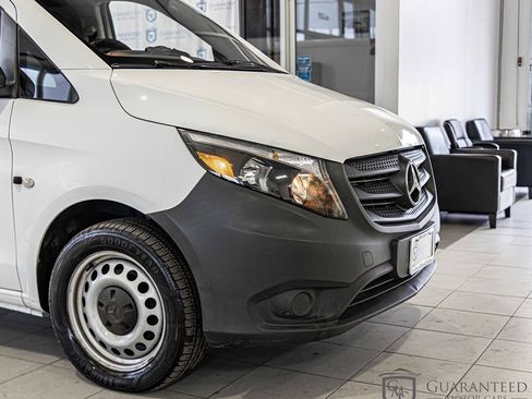 Used 2019 Mercedes-Benz Metris image 4