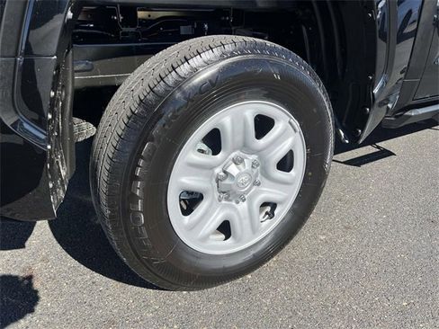 Used 2025 Toyota Tundra SR image 11