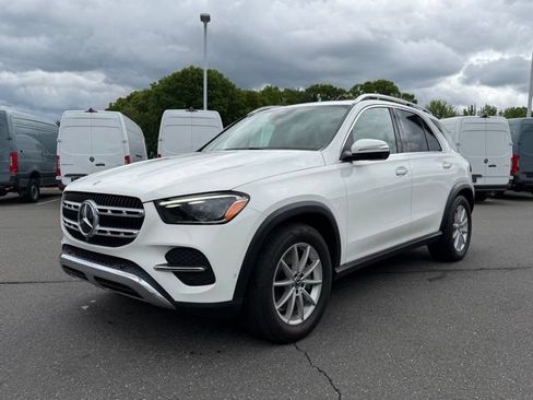 Certified 2024 Mercedes-Benz GLE 350 4MATIC w/ 3rd Row Seat Package image 3