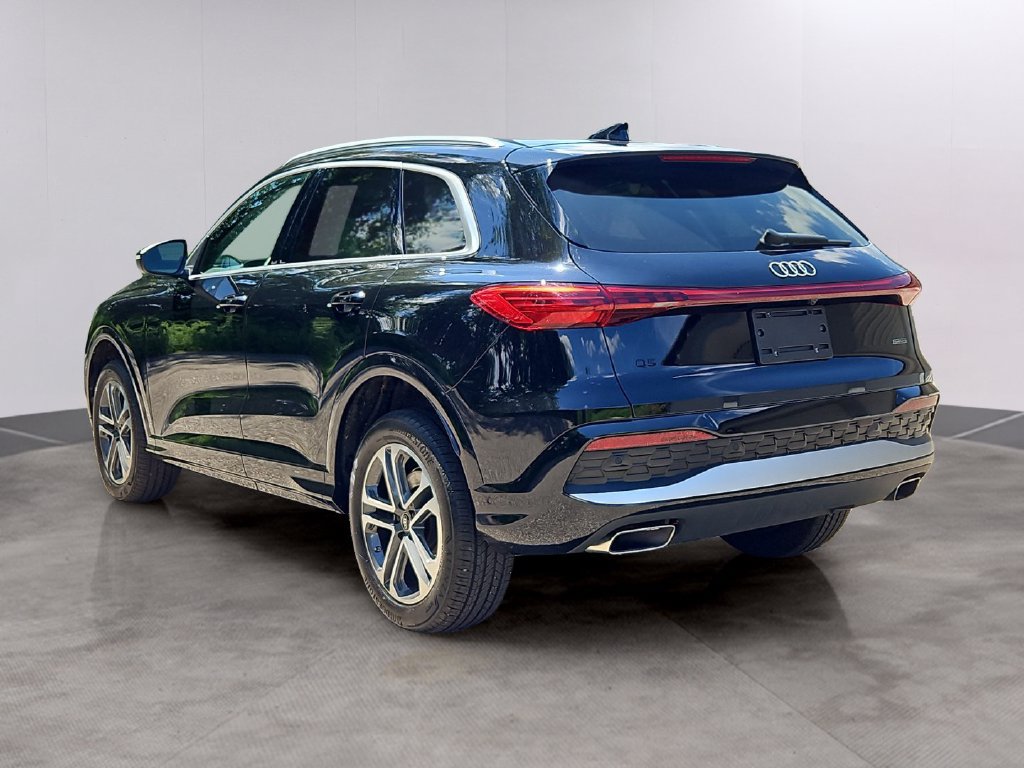 Certified 2025 Audi Q5 Premium w/ Convenience Package AWD/4WD image 4