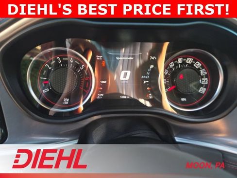 Used 2022 Dodge Challenger R/T Scat Pack RWD image 10