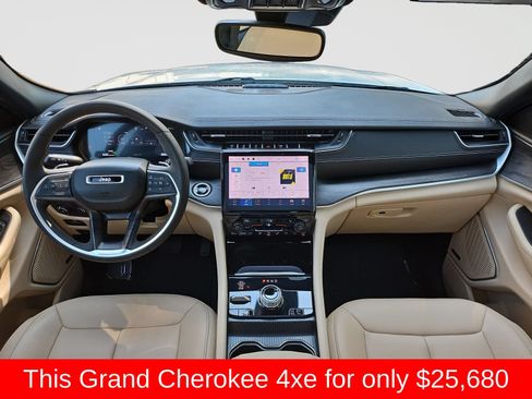 Used 2024 Jeep Grand Cherokee Limited 4xe AWD/4WD image 16