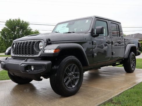New 2025 Jeep Gladiator Sport image 8