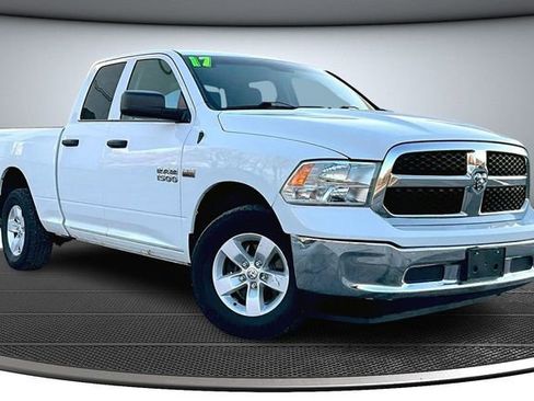 Used 2017 RAM 1500 ST w/ SXT Appearance Group image 3