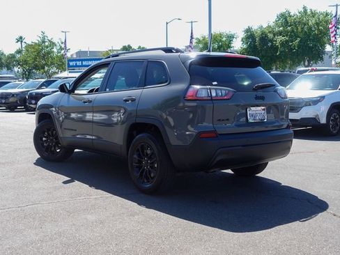 Used 2023 Jeep Cherokee Altitude Lux AWD/4WD image 9
