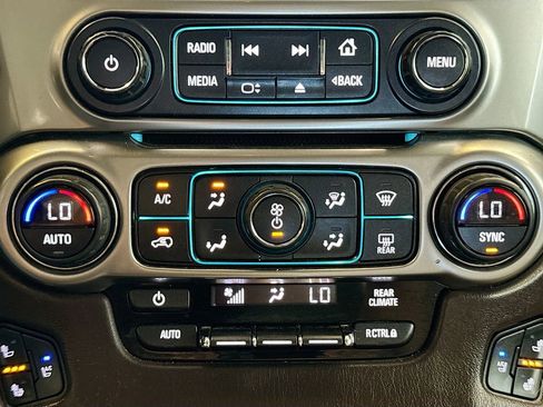 Used 2016 Chevrolet Tahoe LTZ AWD/4WD image 19