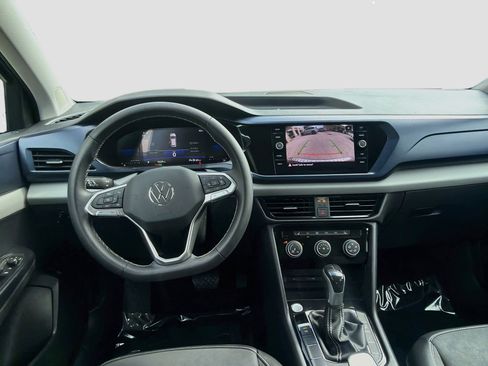 Used 2023 Volkswagen Taos SE FWD image 20