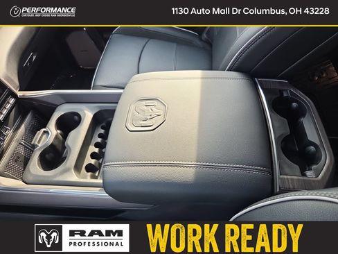 New 2026 RAM 2500 Laramie AWD/4WD image 35