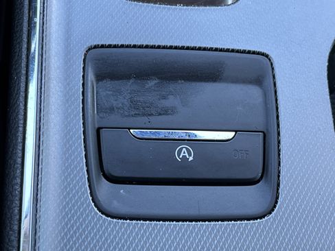 Used 2021 Ford Edge SEL w/ Convenience Package image 10