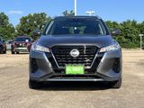 Used 2024 Nissan Kicks SV image 2
