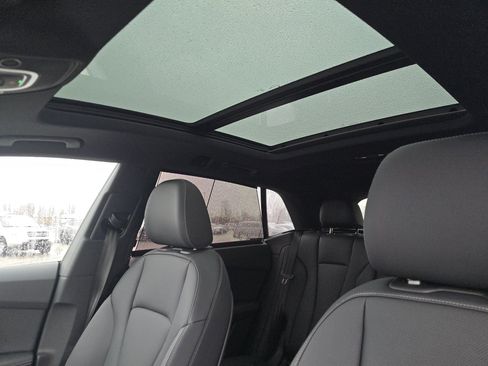 New 2026 Audi Q8 Premium Plus image 9