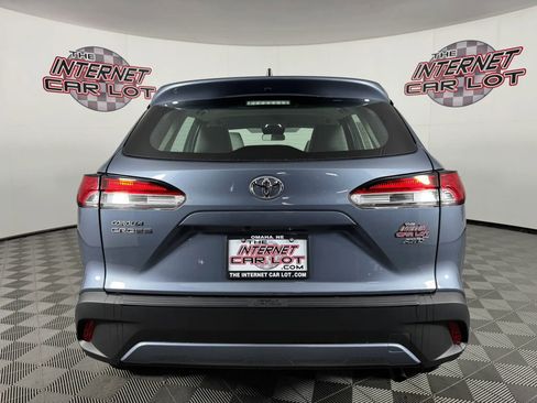 Used 2024 Toyota Corolla Cross L image 6