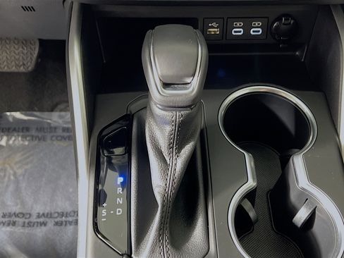 Used 2023 Toyota Highlander Bronze Edition image 24