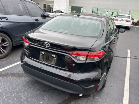 Used 2023 Toyota Corolla LE FWD image 5