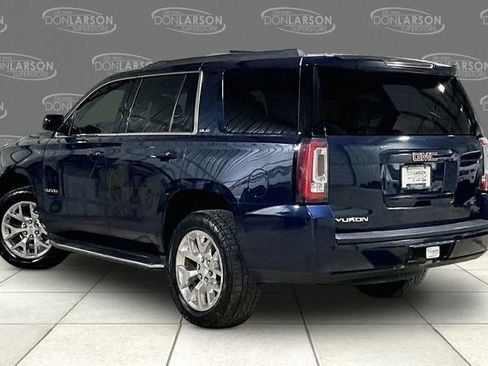 Used 2017 GMC Yukon SLE w/ SLE Value Package image 5