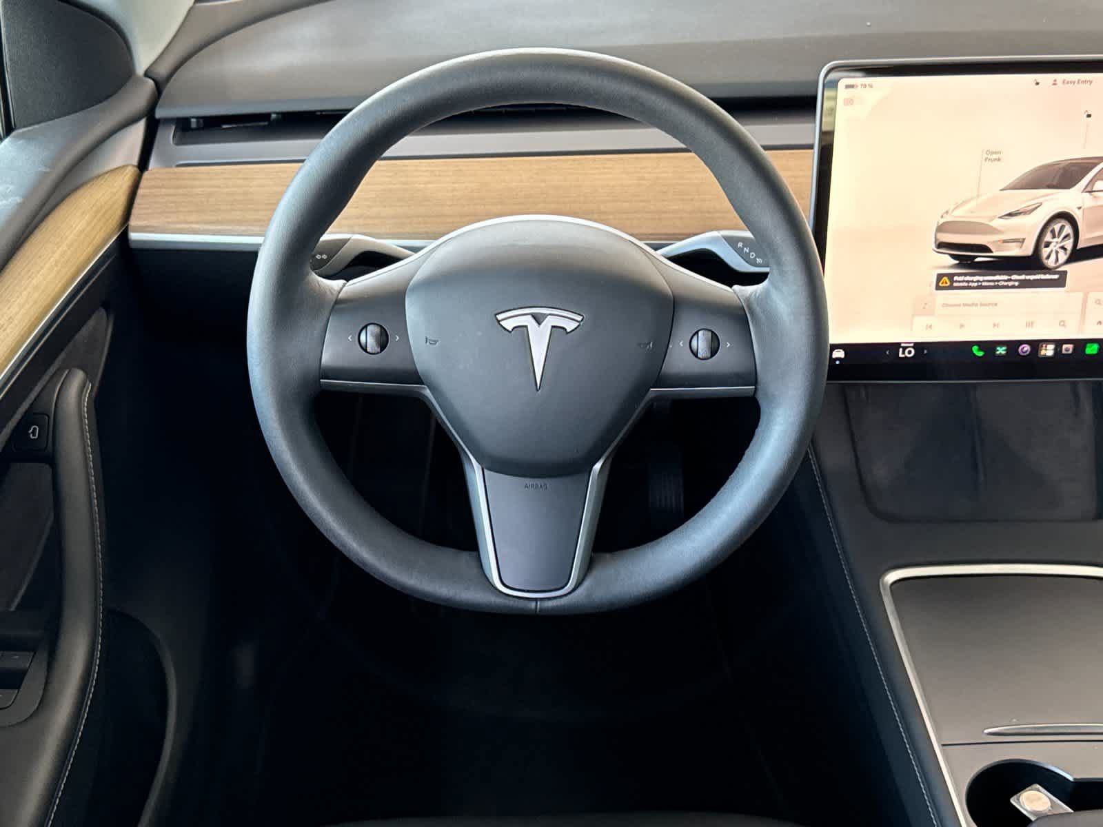 Used 2023 Tesla Model Y AWD image 15