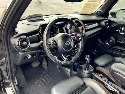 Used 2021 MINI Cooper S w/ Driver Assistance Package image 17