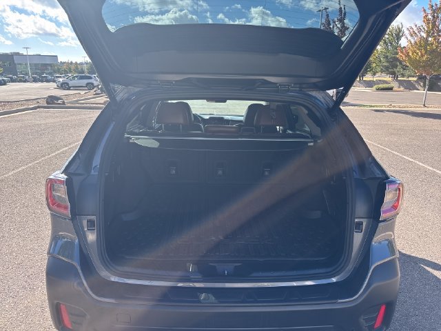 Used 2021 Subaru Outback Touring w/ Popular Package #2 AWD/4WD image 17