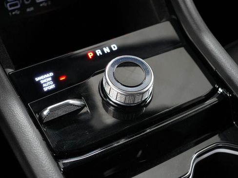 Used 2021 Jeep Grand Cherokee L Limited AWD/4WD image 16