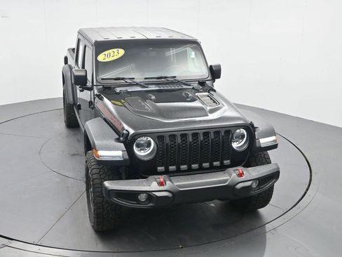 Used 2023 Jeep Gladiator Rubicon w/ LED Lighting Group AWD/4WD image 11