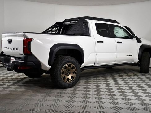 New 2025 Toyota Tacoma Trailhunter image 5