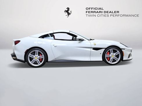Certified 2022 Ferrari Portofino M RWD image 7