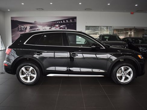 Used 2021 Audi Q5 2.0T Premium w/ Convenience Package AWD/4WD image 8