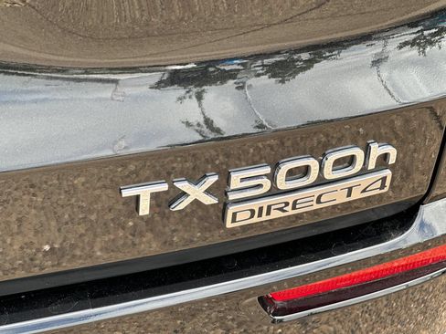 Used 2026 Lexus TX 500h AWD w/ Technology Package image 21