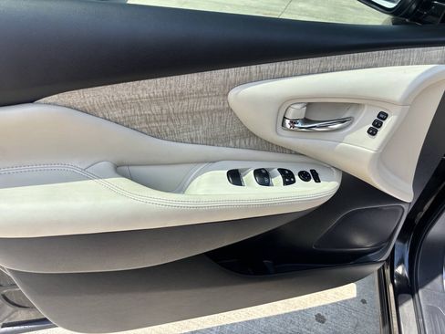 Used 2024 Nissan Murano SL FWD image 18