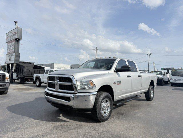 Used 2013 RAM 2500 Tradesman w/ Chrome Appearance Group AWD/4WD image 2