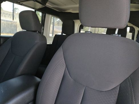 Used 2017 Jeep Wrangler Unlimited Sport w/ Quick Order Package 24S image 24