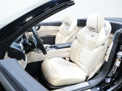 Used 2015 Mercedes-Benz SL 63 AMG image 29