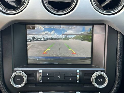 Used 2015 Ford Mustang GT Premium RWD image 17