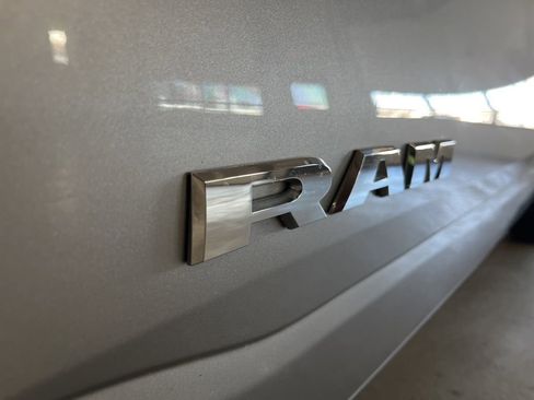 Used 2022 RAM 1500 Big Horn image 15