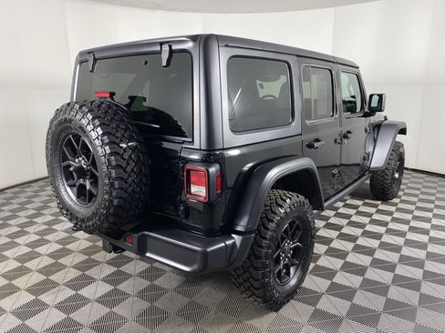 Used 2025 Jeep Wrangler Willys image 6