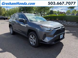 Used 2022 Toyota RAV4 LE AWD/4WD video 1