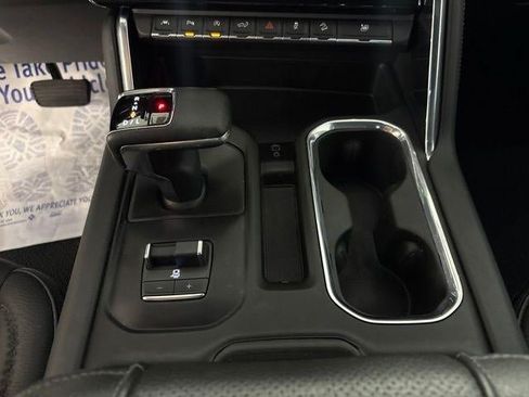 Used 2023 GMC Sierra 1500 Denali AWD/4WD image 19