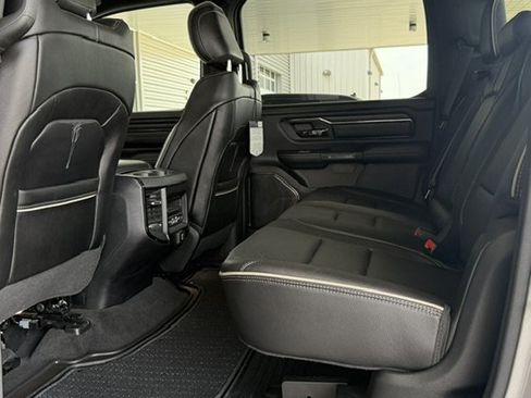 Used 2023 RAM 1500 Limited AWD/4WD image 11