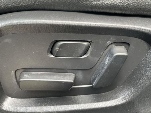 Used 2023 MAZDA CX-5 AWD 2.5 S w/ Preferred Package image 12