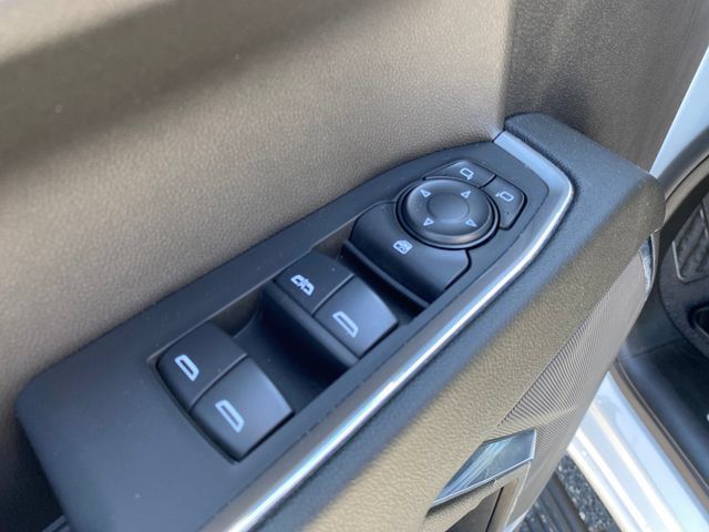 Certified 2024 Chevrolet Silverado 1500 LT AWD/4WD image 18