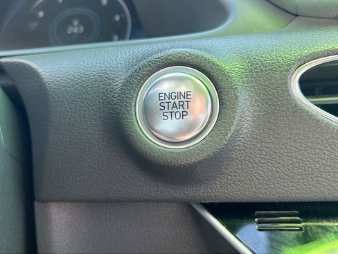 Used 2020 Hyundai Sonata Limited image 19