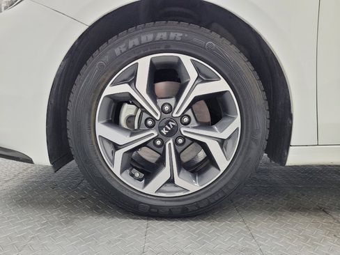 Used 2021 Kia Forte LXS FWD image 31