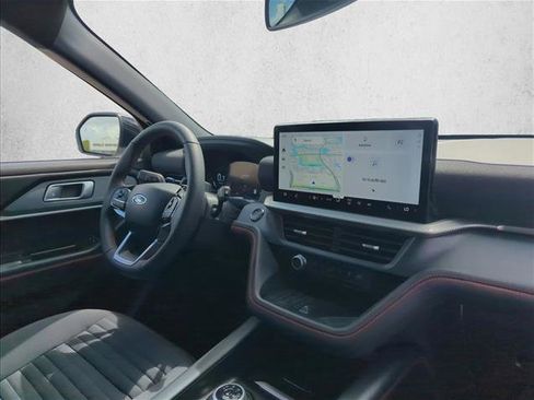 Used 2025 Ford Explorer ST-Line w/ Premium Package image 21