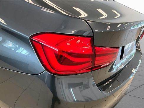 Used 2018 BMW 330i Sedan w/ Convenience Package RWD image 26