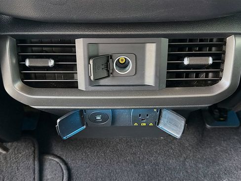 Used 2024 Ford F150 Lariat AWD/4WD image 42